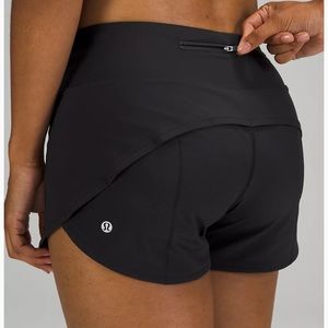 Ω Size 8 Lululemon Speed Short Solid Black